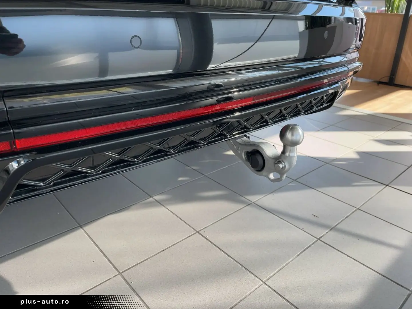 VW Touareg 3.0 V6 TDI 4Motion W R-Line AHK Navi
