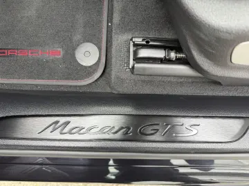 PORSCHE Macan GTS-21 Zol-Service neu-Panorama-LED-Carbon