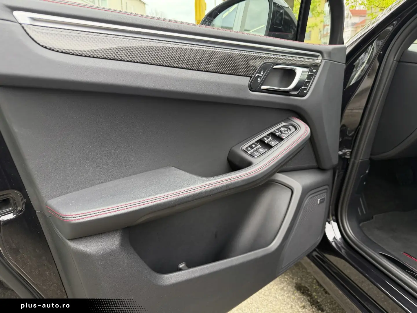 PORSCHE Macan GTS-21 Zol-Service neu-Panorama-LED-Carbon