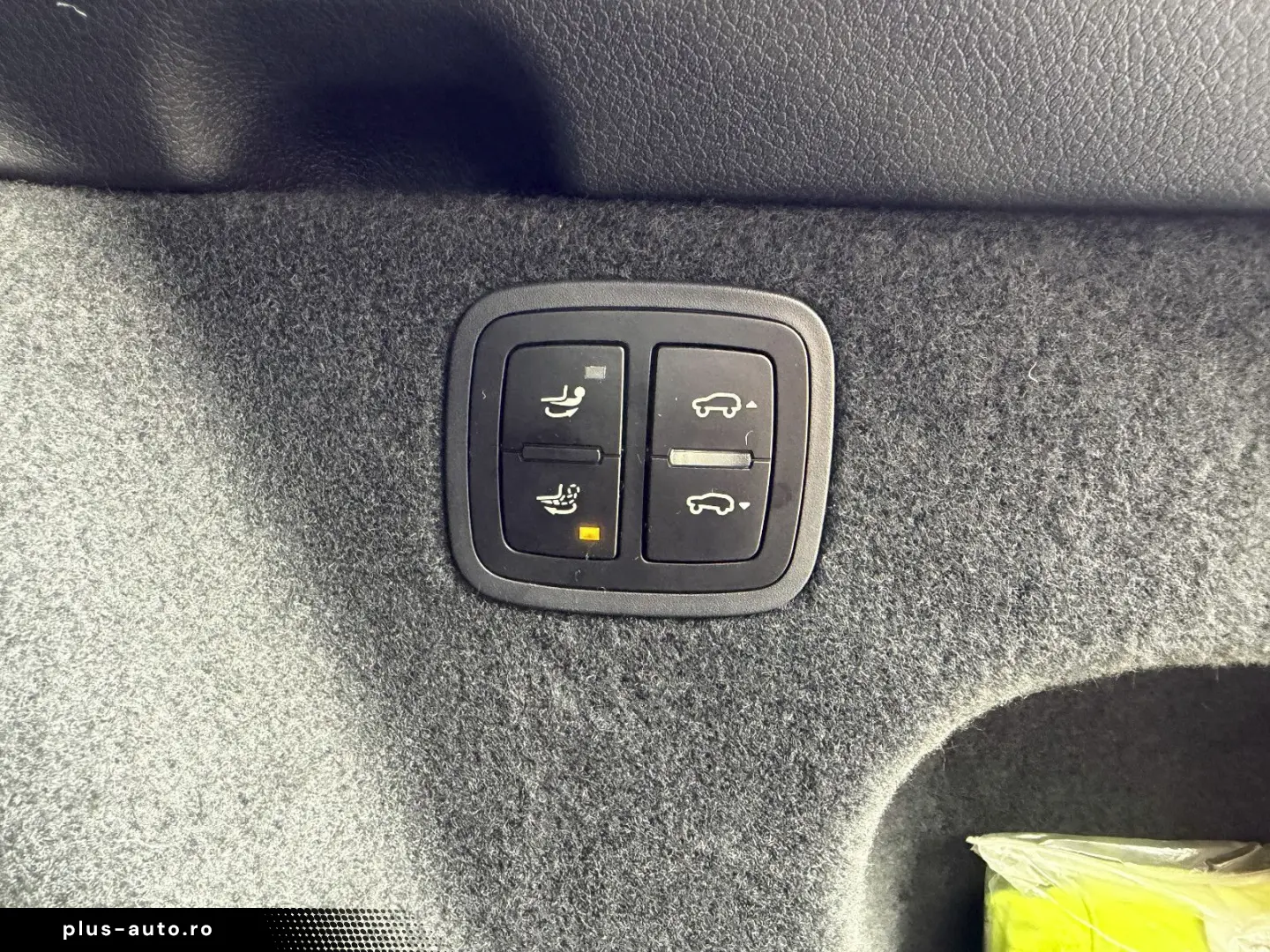 PORSCHE Macan GTS-21 Zol-Service neu-Panorama-LED-Carbon