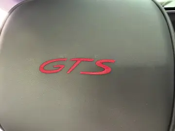 PORSCHE Macan GTS-21 Zol-Service neu-Panorama-LED-Carbon