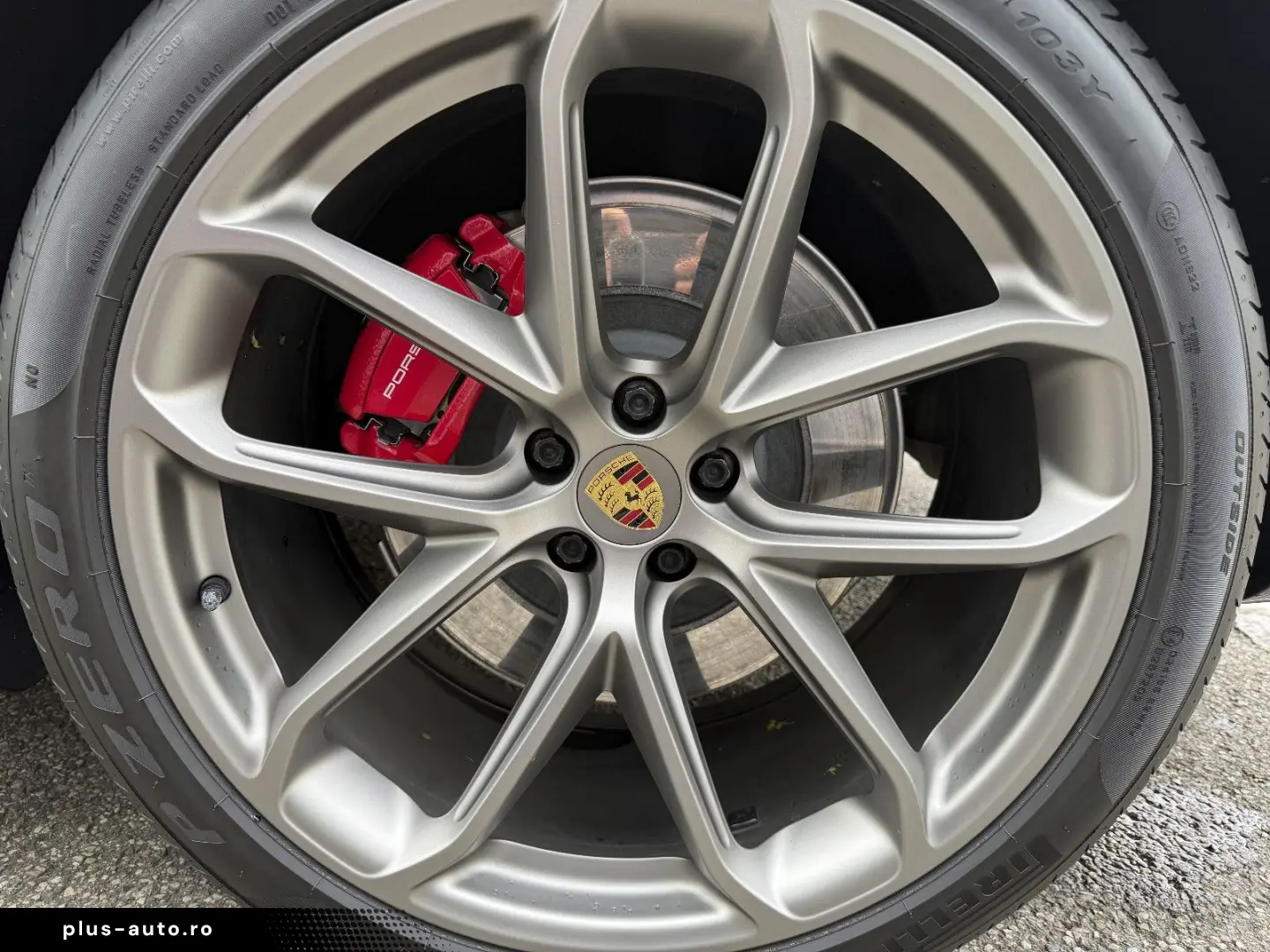 PORSCHE Macan GTS-21 Zol-Service neu-Panorama-LED-Carbon