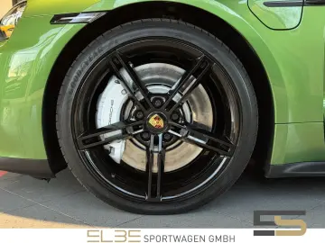 PORSCHE Taycan GTS CARBON BOSE PANO ACC 360  PSCB 21