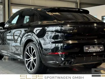 PORSCHE Cayenne Coupe Turbo CARBON MATRIX HUD INNO SPORT