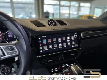 PORSCHE Cayenne Coupe Turbo CARBON MATRIX HUD INNO SPORT