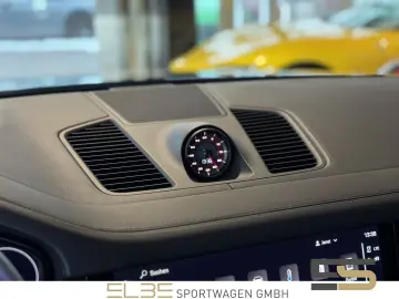 PORSCHE Cayenne Coupe Turbo CARBON MATRIX HUD INNO SPORT