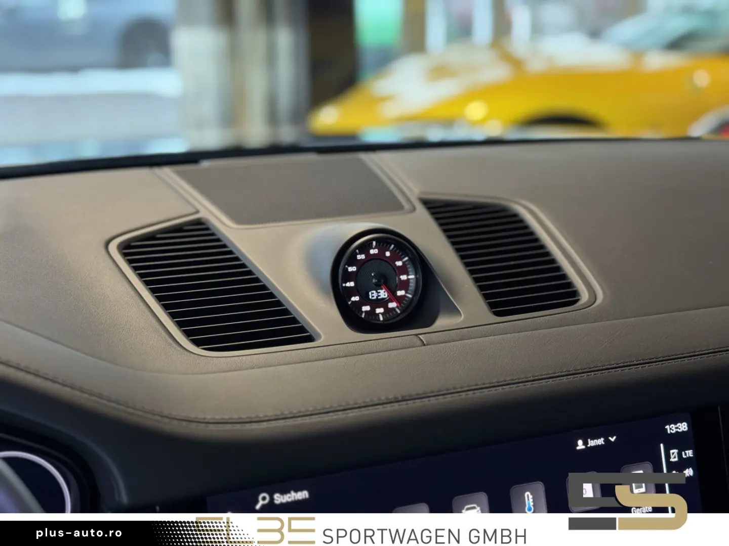 PORSCHE Cayenne Coupe Turbo CARBON MATRIX HUD INNO SPORT