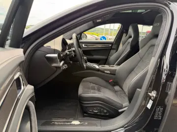 PORSCHE Panamera Sport Turismo GTS CARBON BOSE STDH 21
