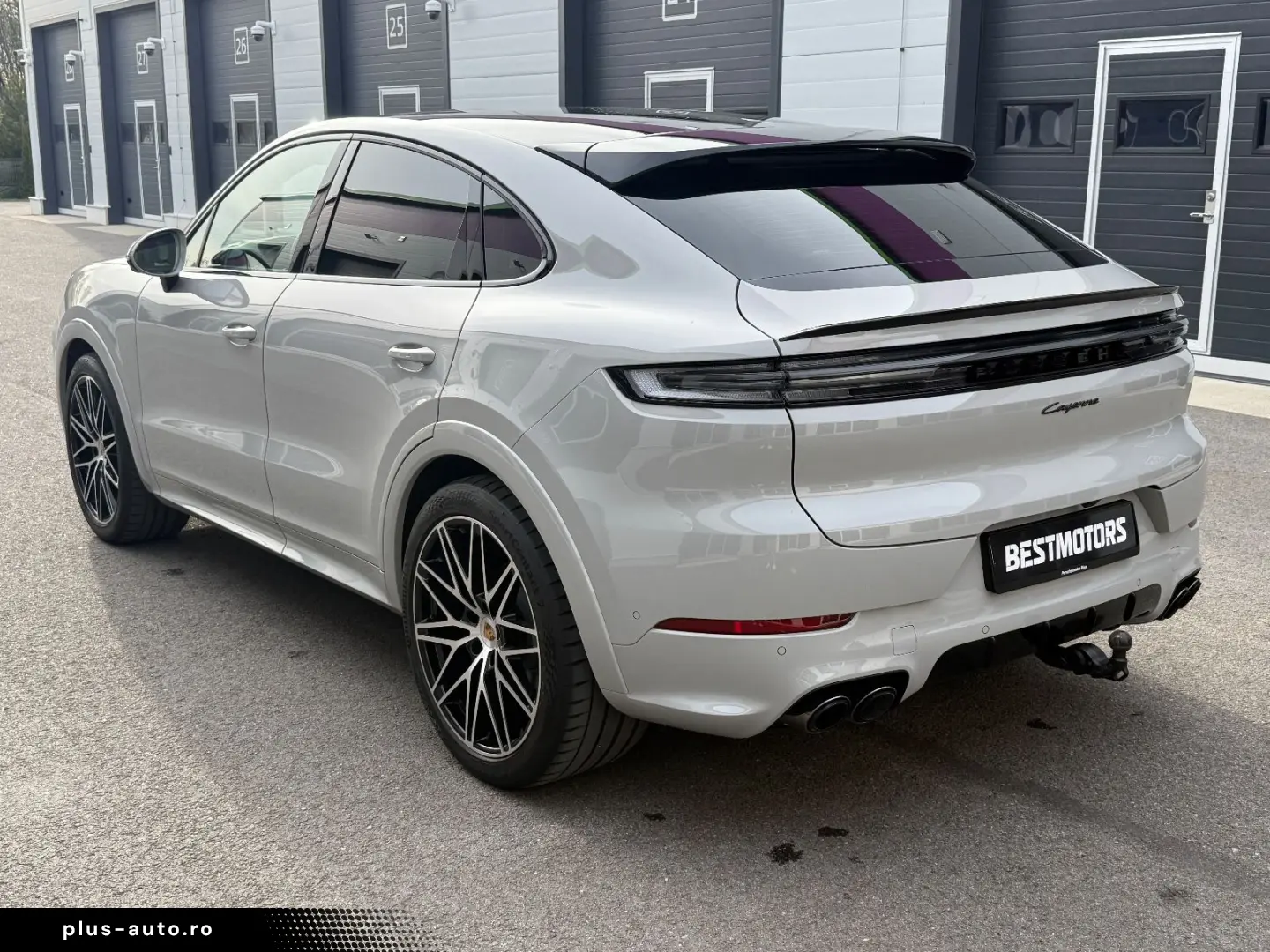 PORSCHE Cayenne Coupe Sport Design Carbon HUD Massage