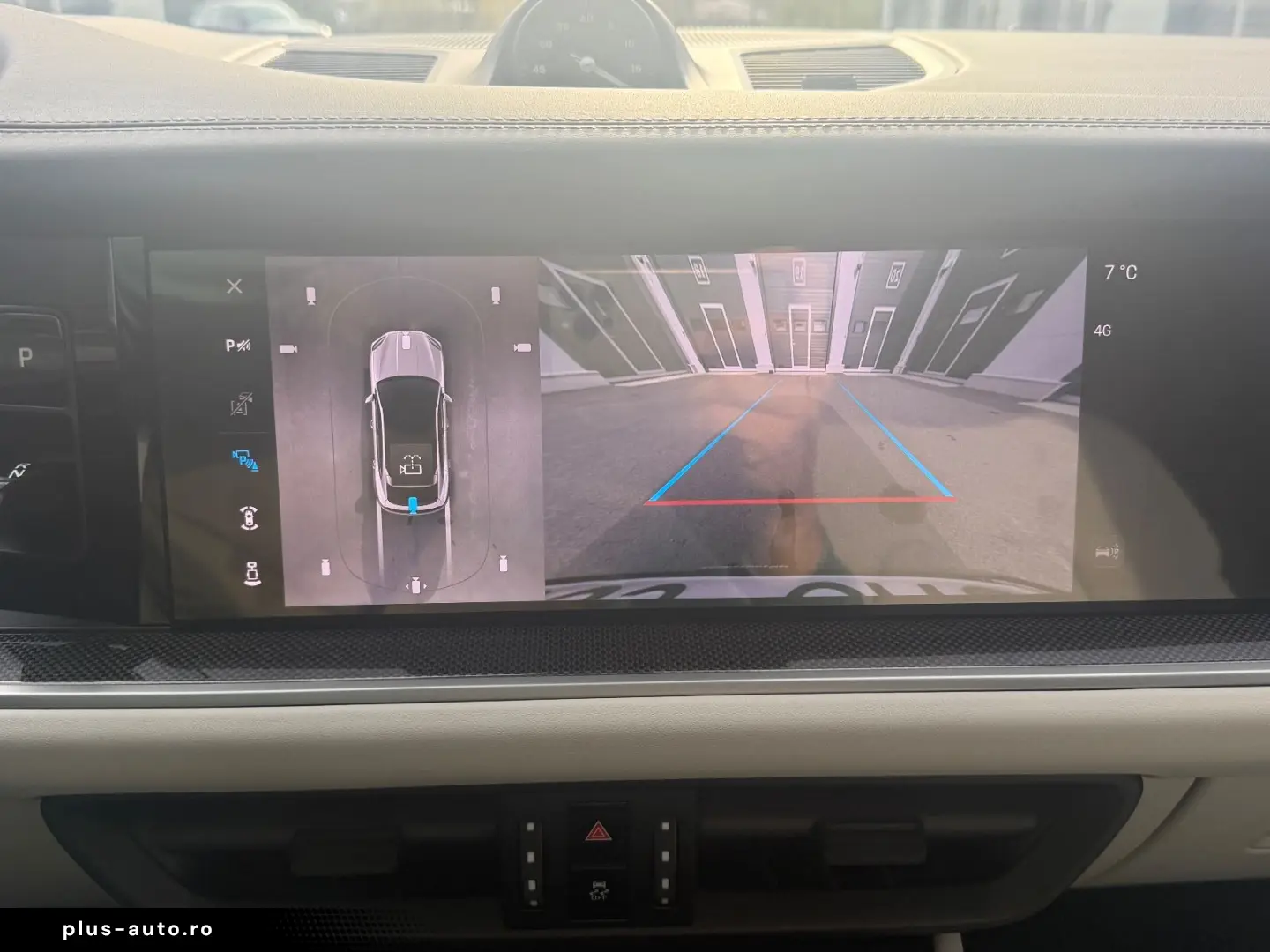 PORSCHE Cayenne Coupe Sport Design Carbon HUD Massage