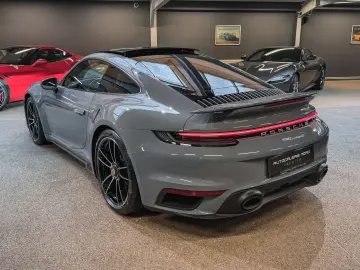 PORSCHE 911 Turbo S Burmester Lift Carbon Pano Matrix
