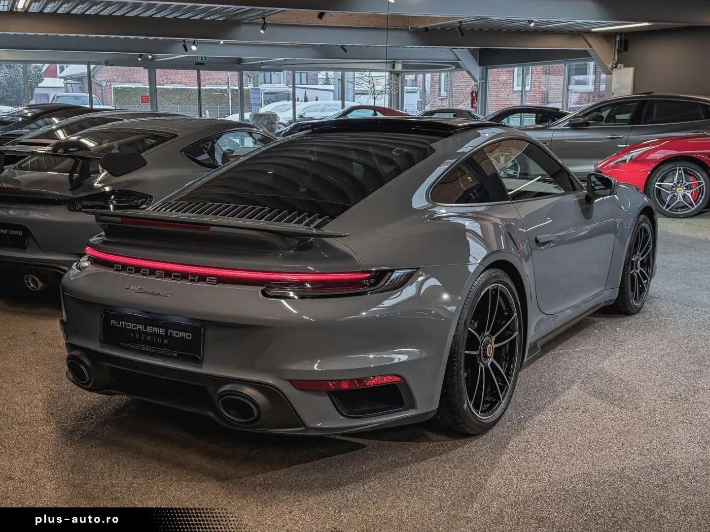 PORSCHE 911 Turbo S Burmester Lift Carbon Pano Matrix