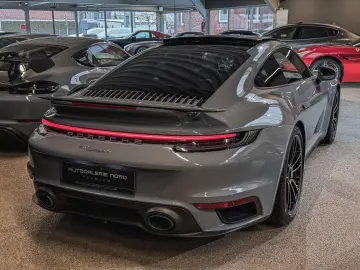 PORSCHE 911 Turbo S Burmester Lift Carbon Pano Matrix