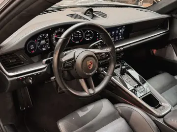 PORSCHE 911 Turbo S Burmester Lift Carbon Pano Matrix