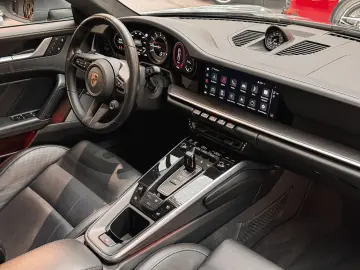 PORSCHE 911 Turbo S Burmester Lift Carbon Pano Matrix