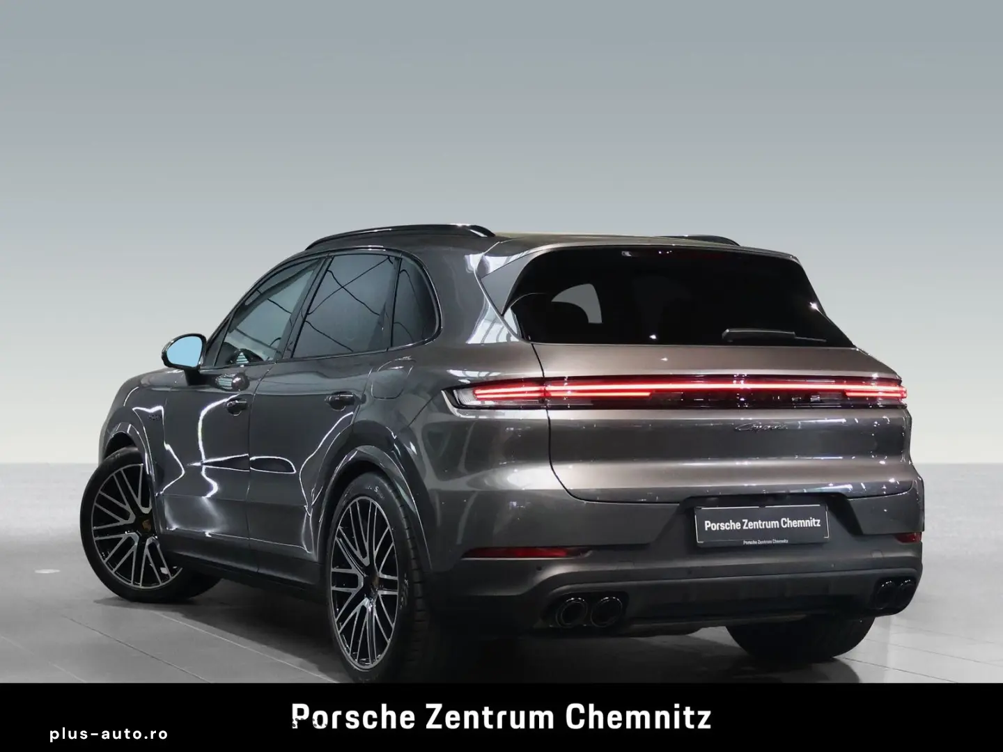 PORSCHE Cayenne E-Hybrid BOSE Pano
