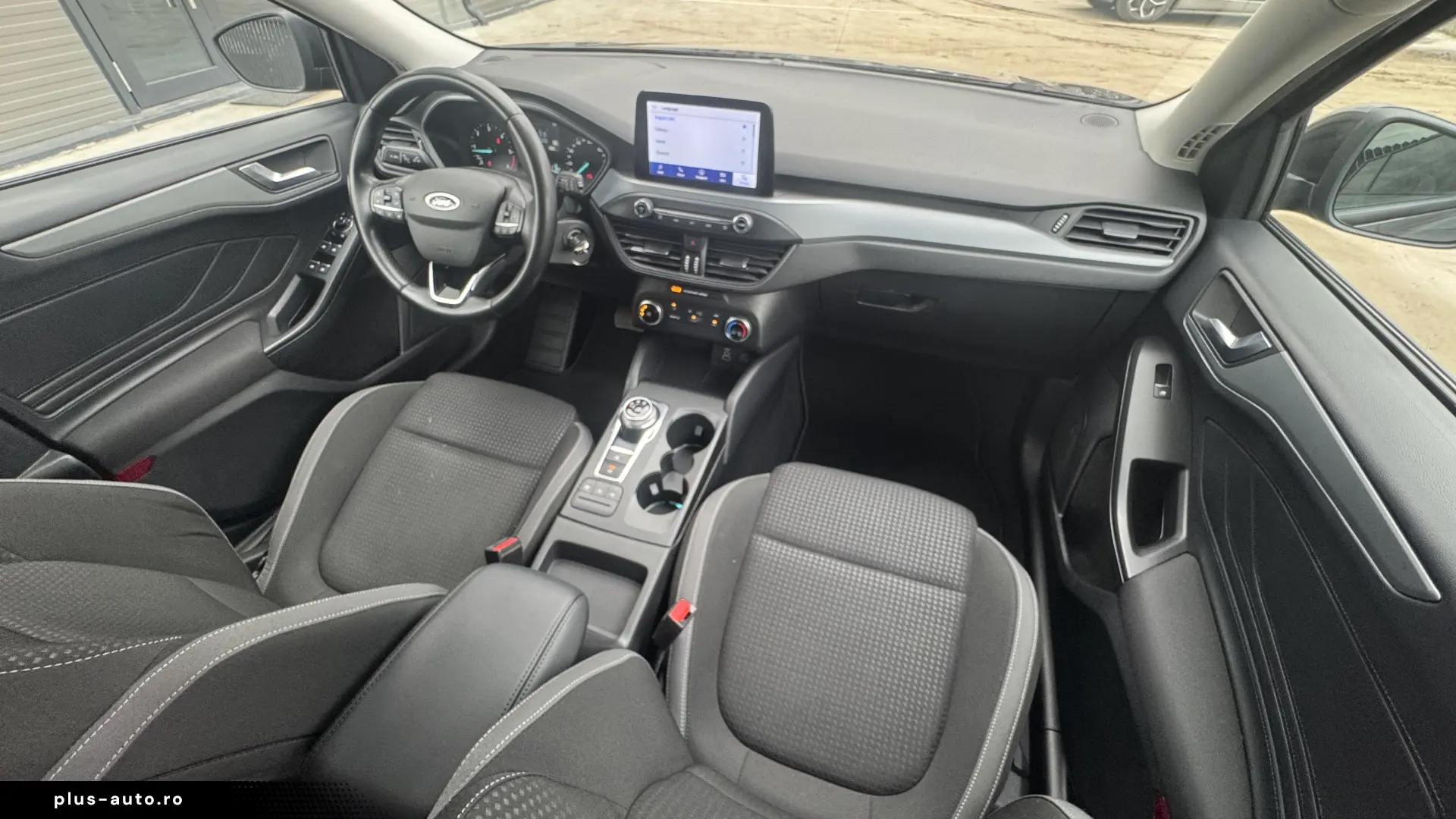 Ford Focus 1.5 TDCi Powershift Titanium