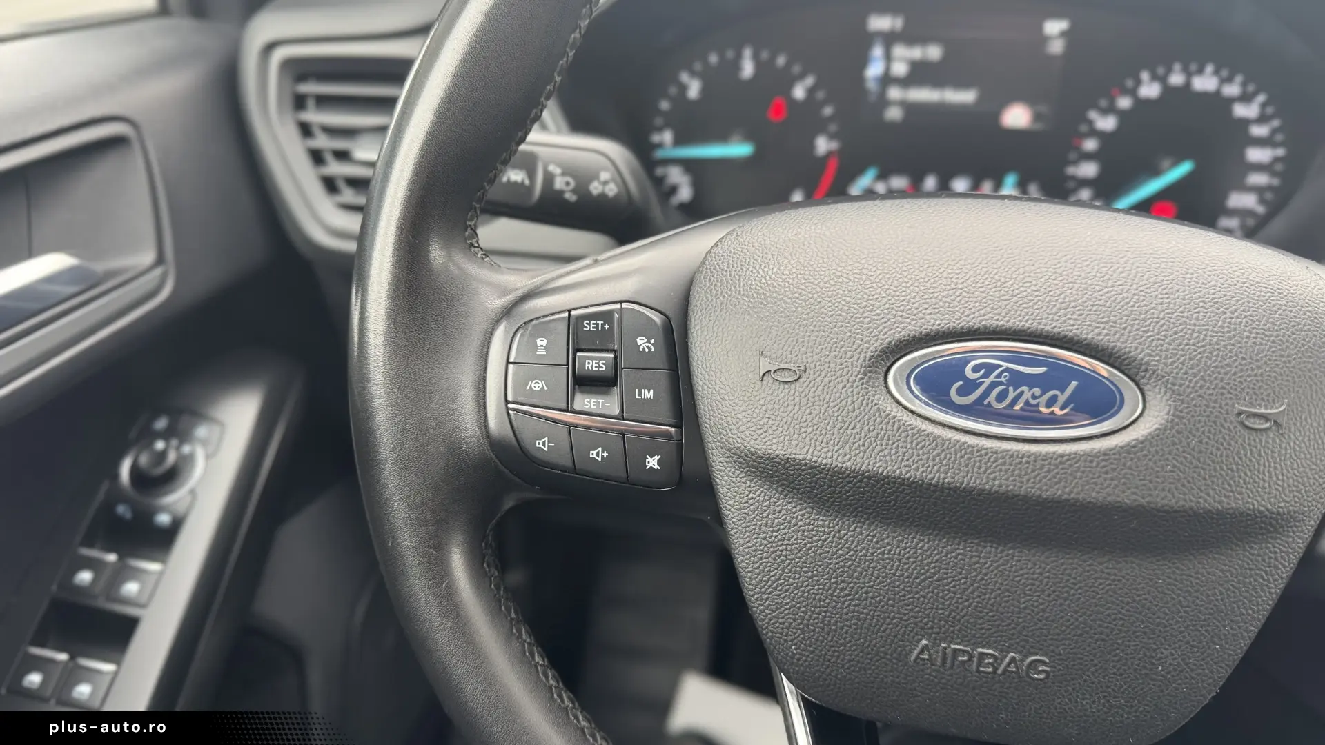Ford Focus 1.5 TDCi Powershift Titanium