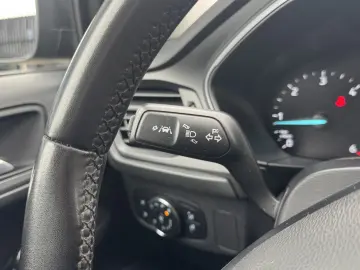 Ford Focus 1.5 TDCi Powershift Titanium
