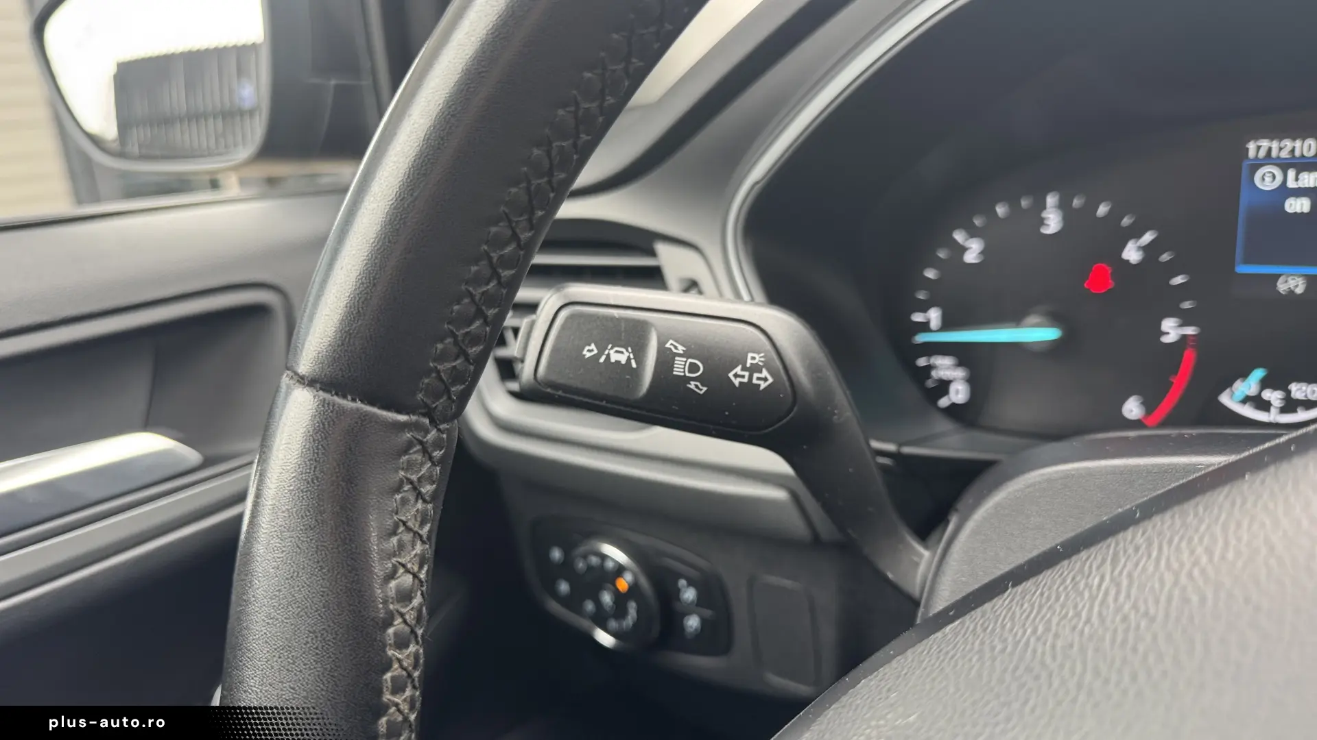 Ford Focus 1.5 TDCi Powershift Titanium