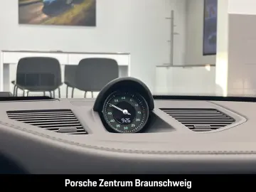 Porsche 992 911 Carrera Clubleder InnoDrive BOSE 21-Zoll