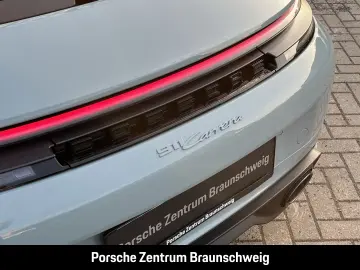 Porsche 992 911 Carrera Clubleder InnoDrive BOSE 21-Zoll