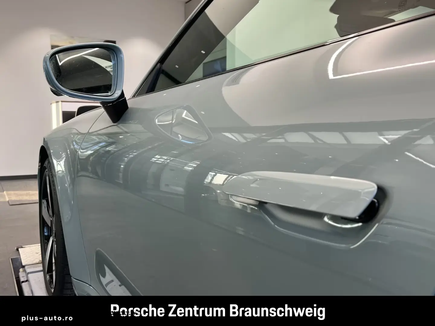 Porsche 992 911 Carrera Clubleder InnoDrive BOSE 21-Zoll