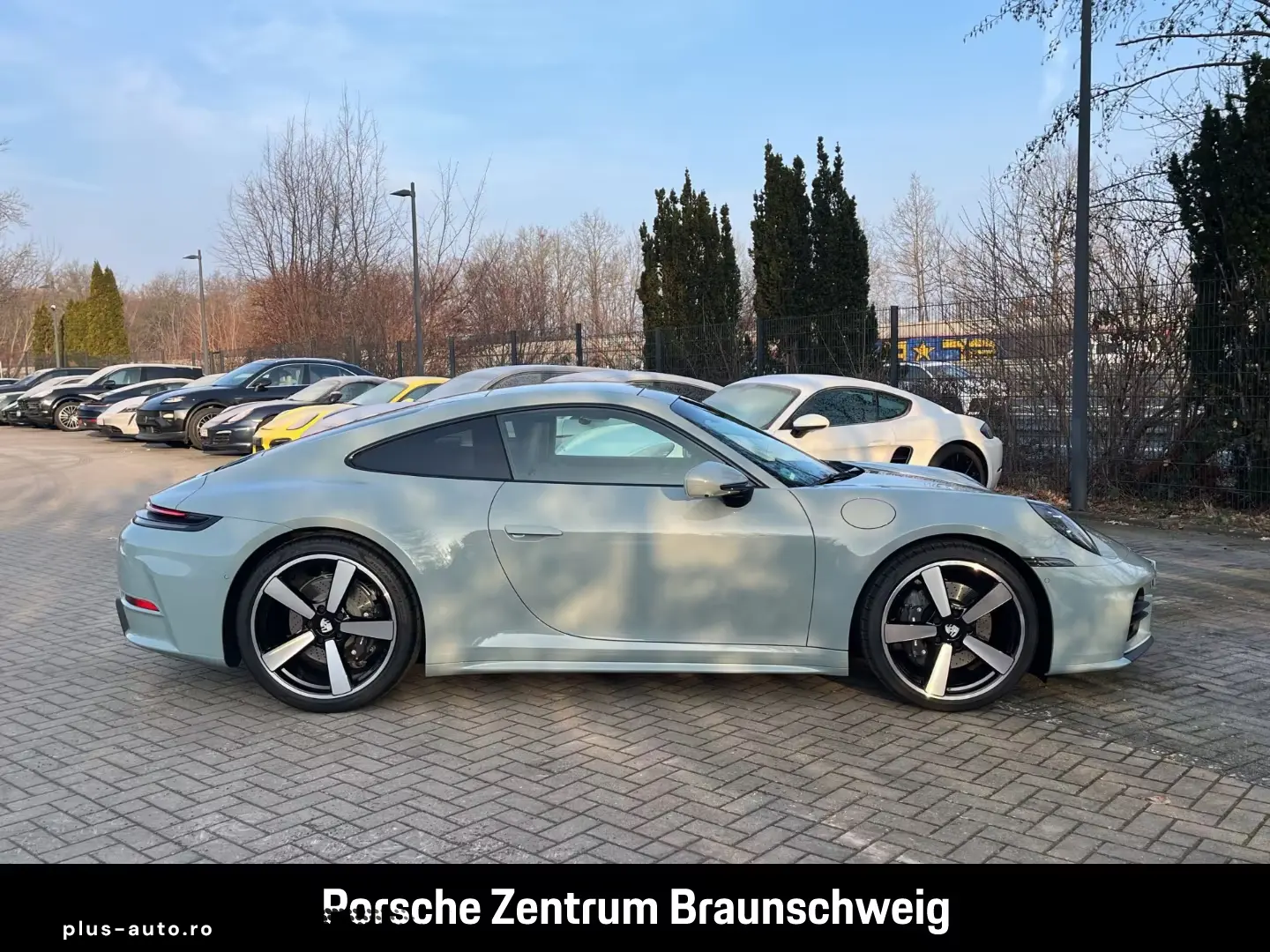 Porsche 992 911 Carrera Clubleder InnoDrive BOSE 21-Zoll