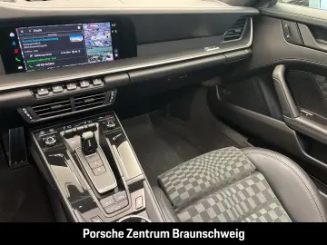 Porsche 992 911 Carrera Clubleder InnoDrive BOSE 21-Zoll