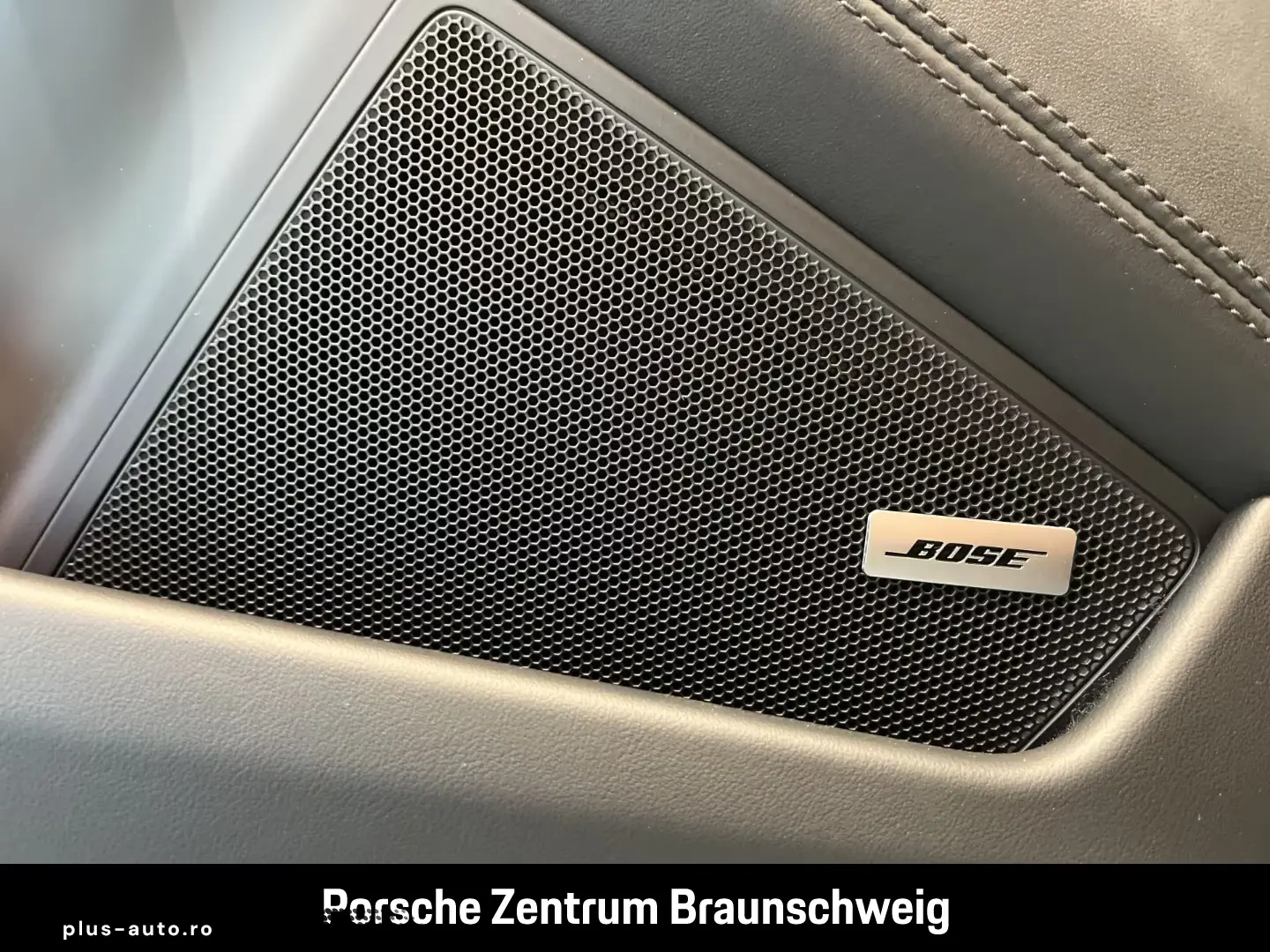 Porsche 992 911 Carrera Clubleder InnoDrive BOSE 21-Zoll