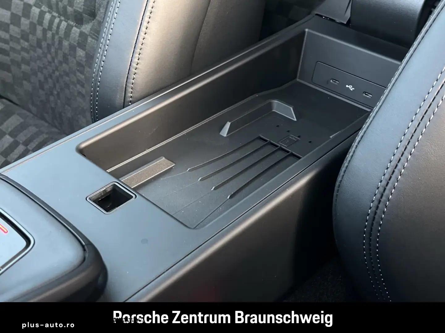 Porsche 992 911 Carrera Clubleder InnoDrive BOSE 21-Zoll