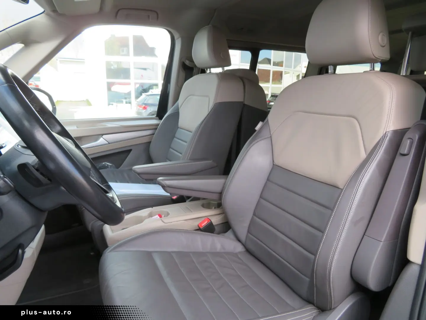VW T7 Multivan 2.0 TDI Life DSG Navi