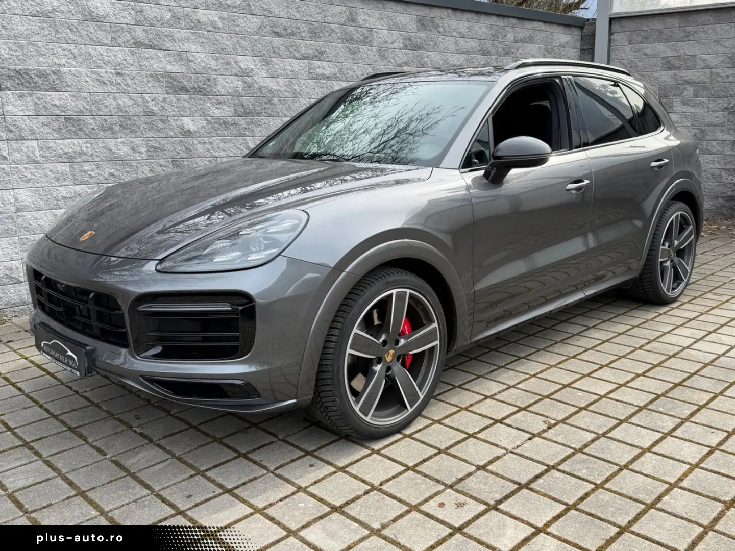 PORSCHE Cayenne GTS Pano Chrono Bose Matrix