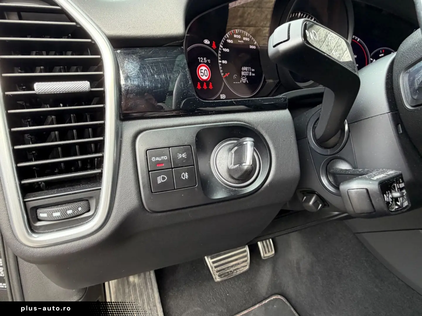 PORSCHE Cayenne GTS Pano Chrono Bose Matrix