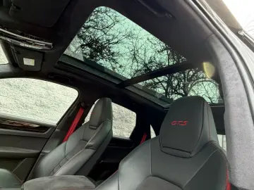 PORSCHE Cayenne GTS Pano Chrono Bose Matrix
