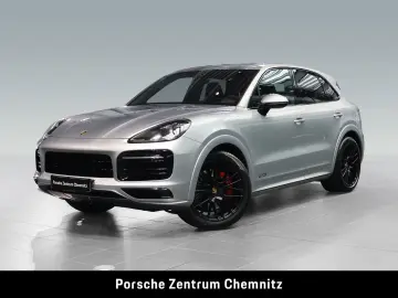 PORSCHE Cayenne GTS BOSE Pano ACC