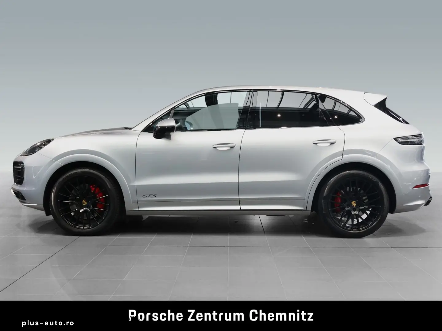 PORSCHE Cayenne GTS BOSE Pano ACC