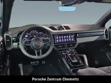 PORSCHE Cayenne GTS BOSE Pano ACC