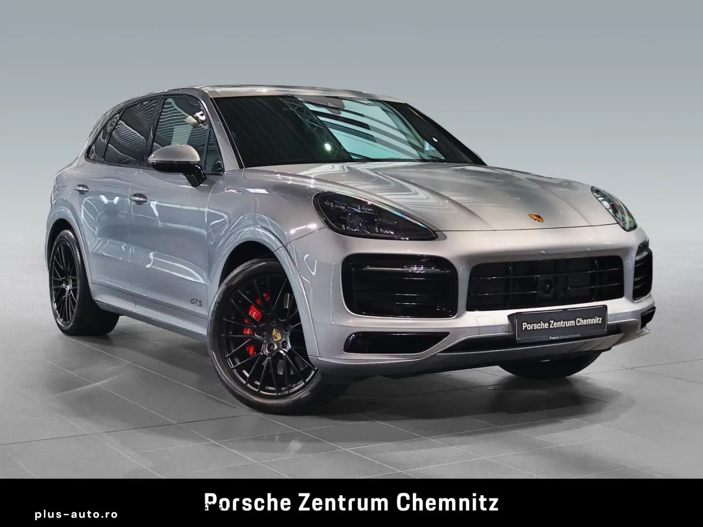 PORSCHE Cayenne GTS BOSE Pano ACC