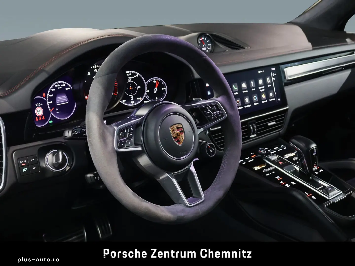 PORSCHE Cayenne GTS BOSE Pano ACC