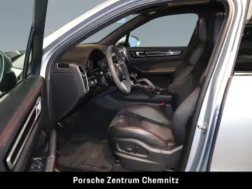 PORSCHE Cayenne GTS BOSE Pano ACC
