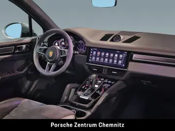 PORSCHE Cayenne GTS BOSE Pano ACC