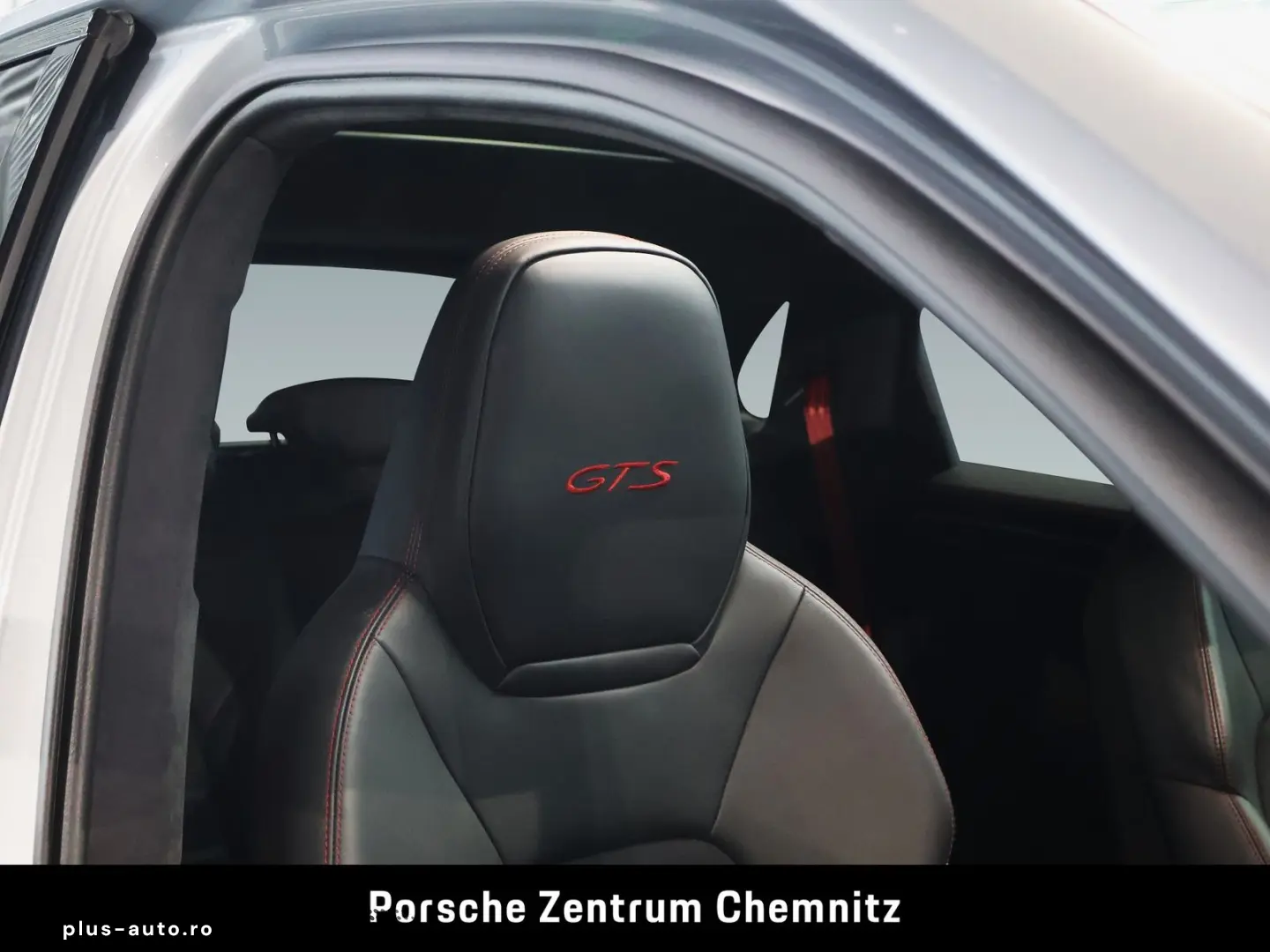 PORSCHE Cayenne GTS BOSE Pano ACC