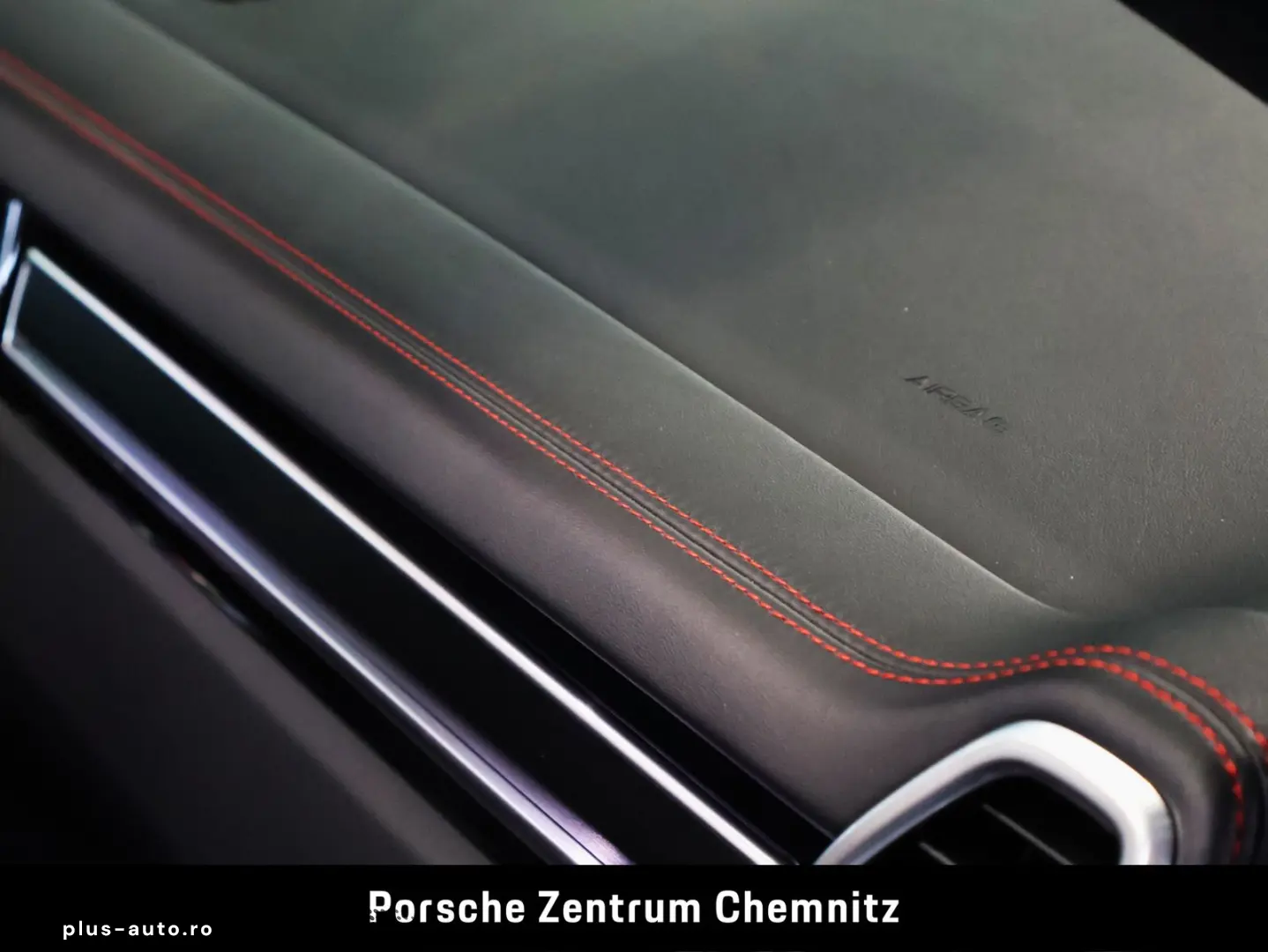 PORSCHE Cayenne GTS BOSE Pano ACC