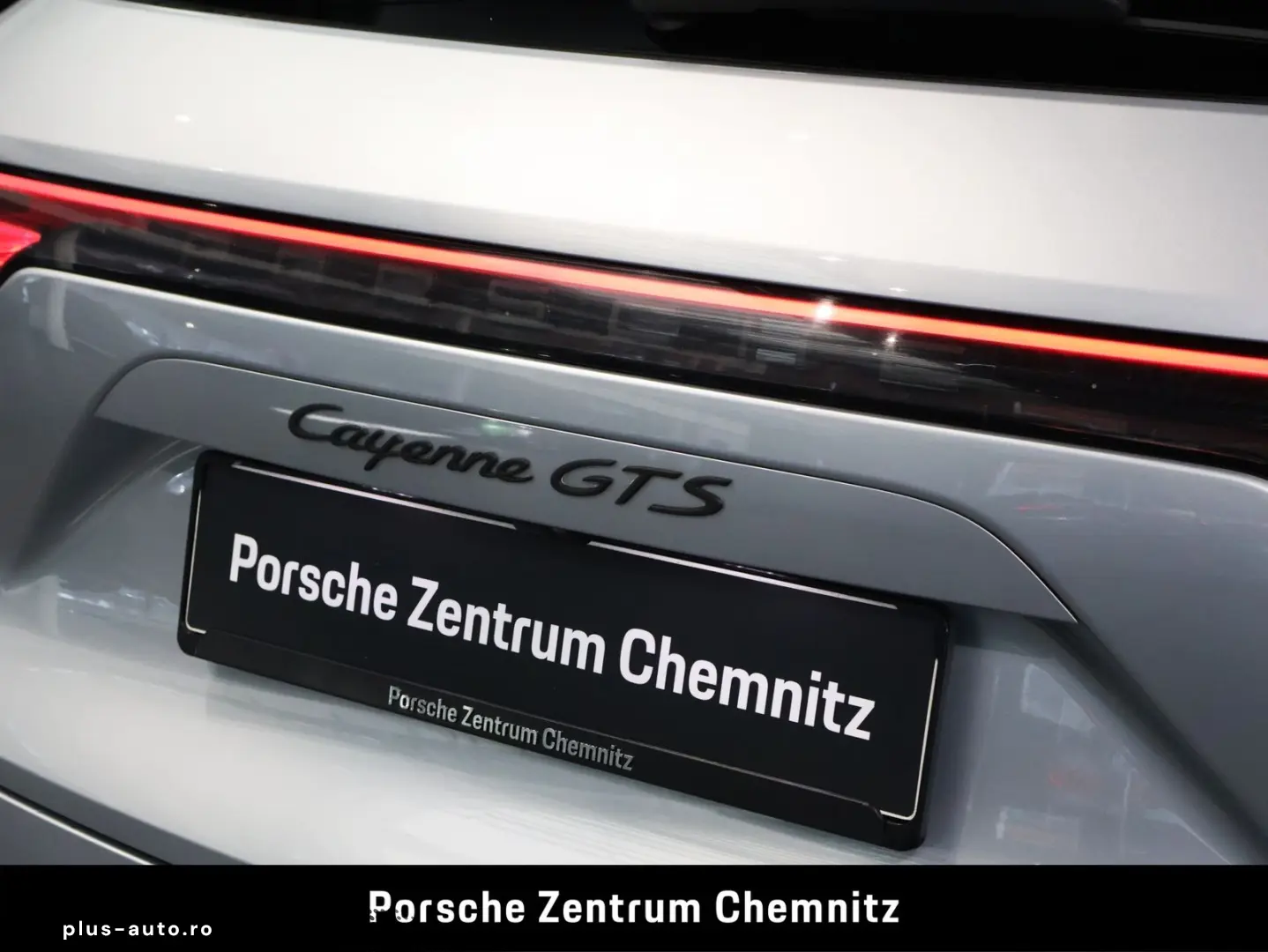 PORSCHE Cayenne GTS BOSE Pano ACC