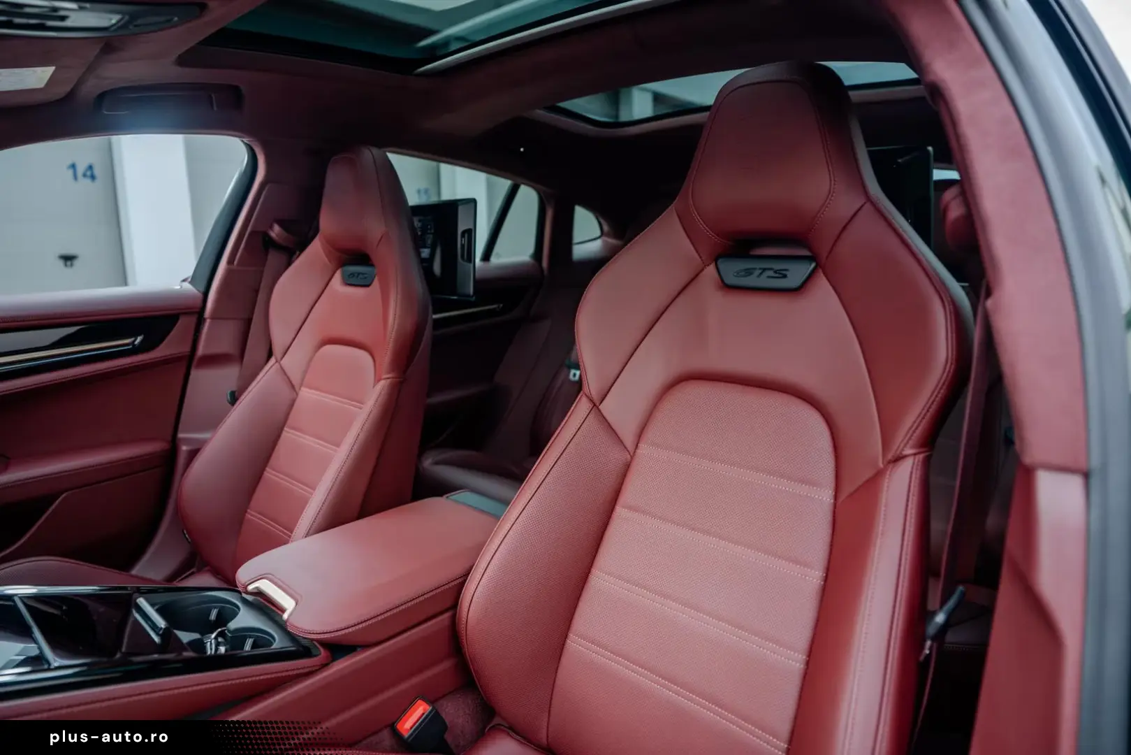 Porsche Panamera GTS   PD26   Burmester   Carbon   TV