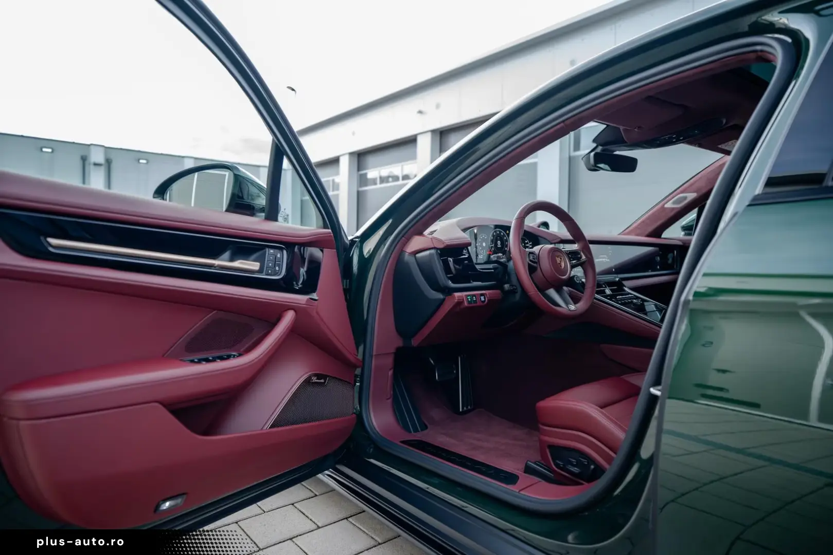 Porsche Panamera GTS   PD26   Burmester   Carbon   TV