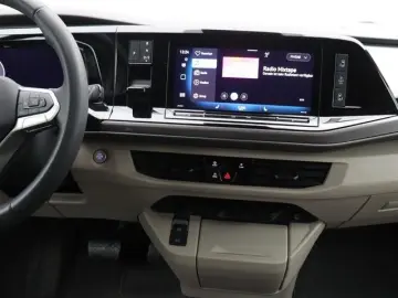 VW T7 Multivan 2.0 TDI