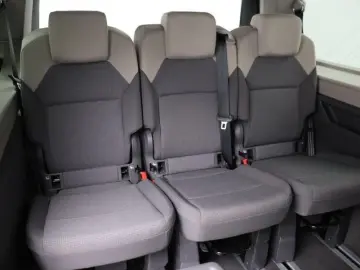VW T7 Multivan 2.0 TDI