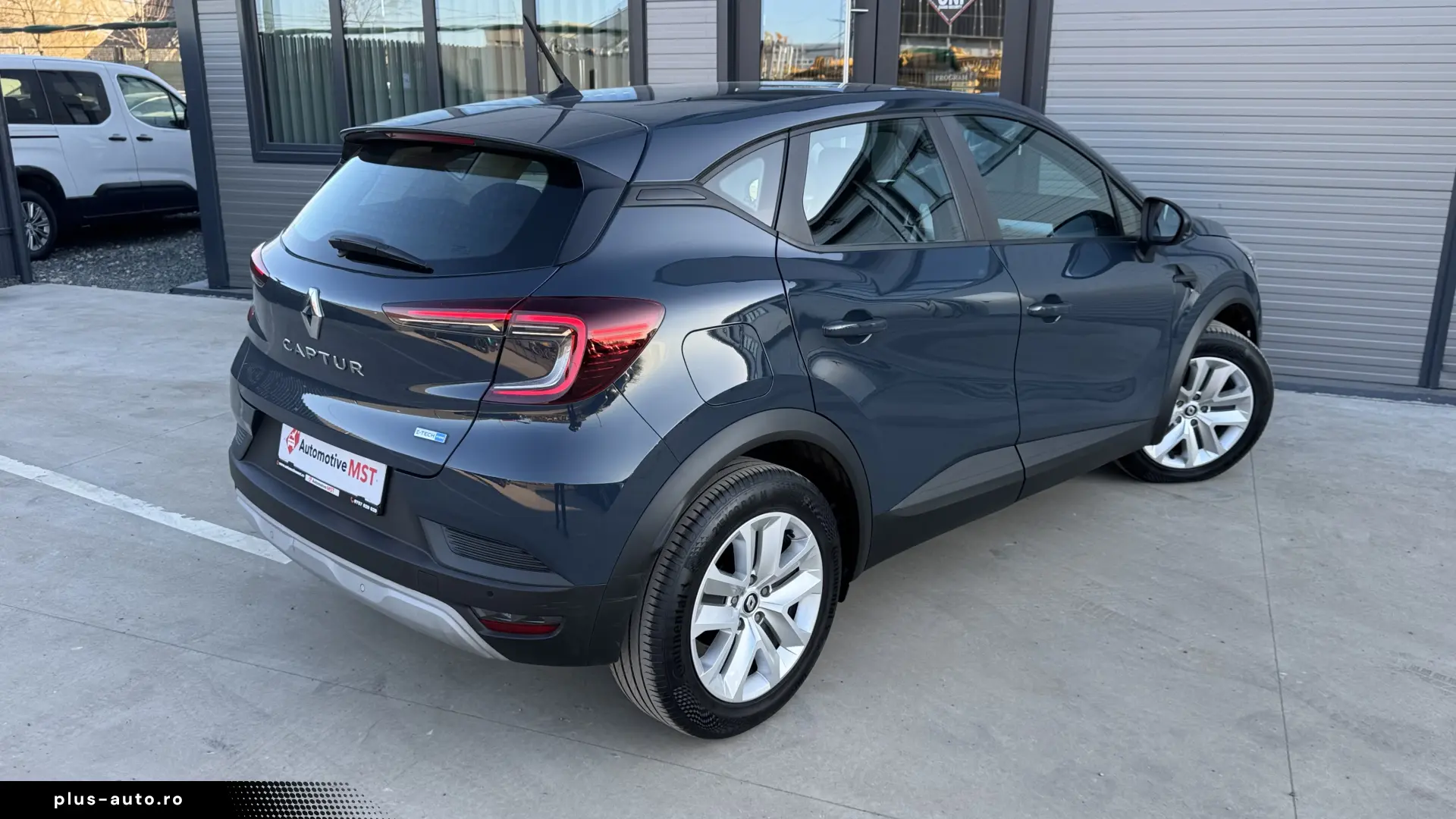 Renault Captur E-TECH Full 145 TECHNO
